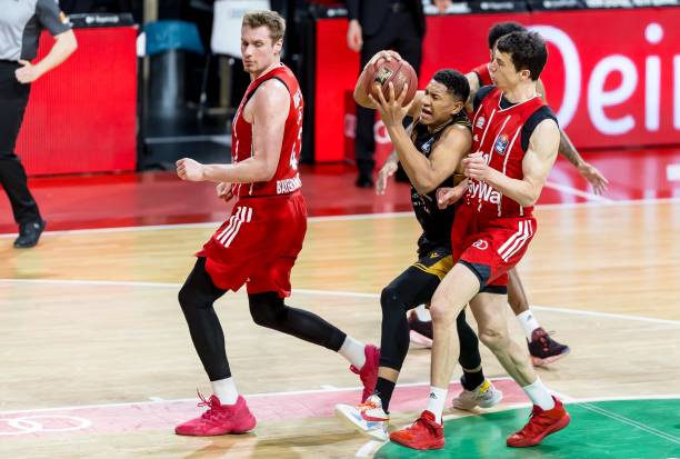 足球俱乐部 足球俱乐部