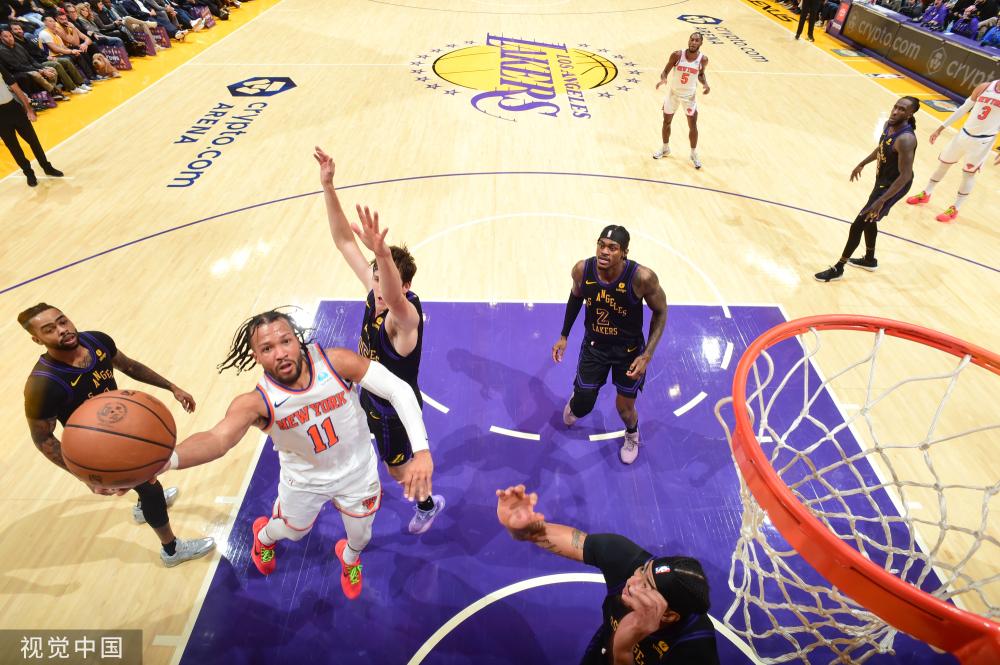 但更令人感 但更令人感