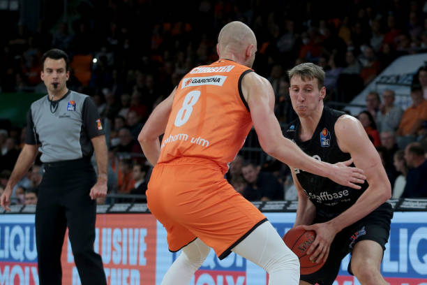 中的出场机 中的出场机